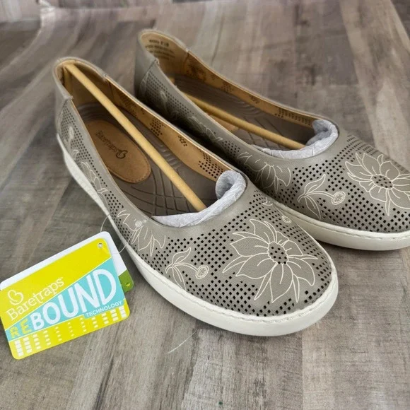 NEW Baretraps Women's 8.5 Floral Mesh Like Flats Rebound Technology - Picture 3 of 7